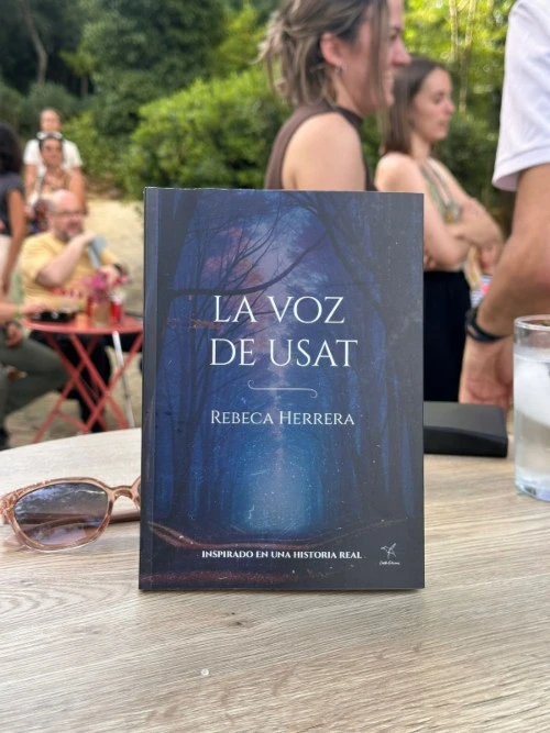 libro-en-la-presentacion